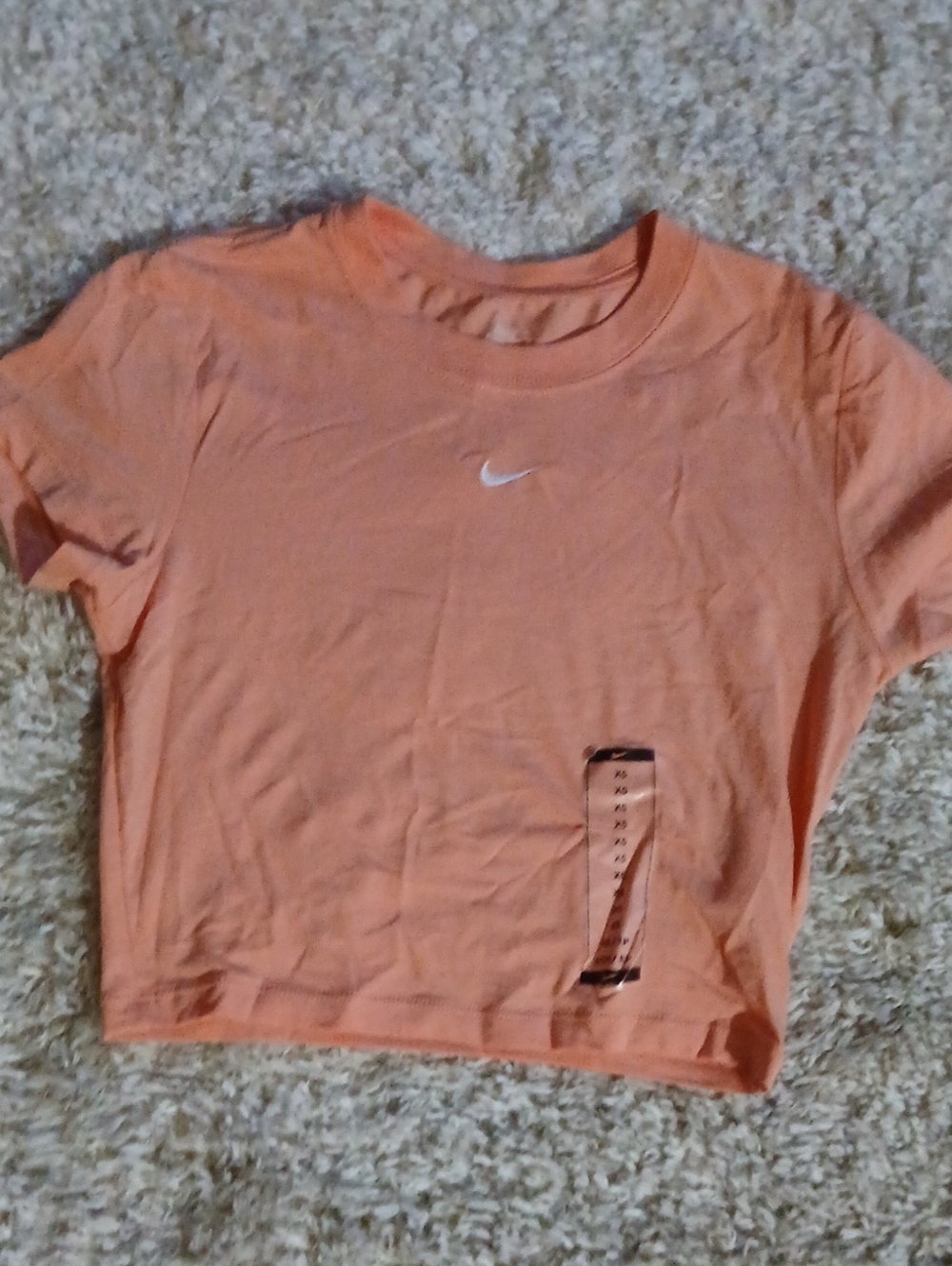 NWT NIKE CROP TOP